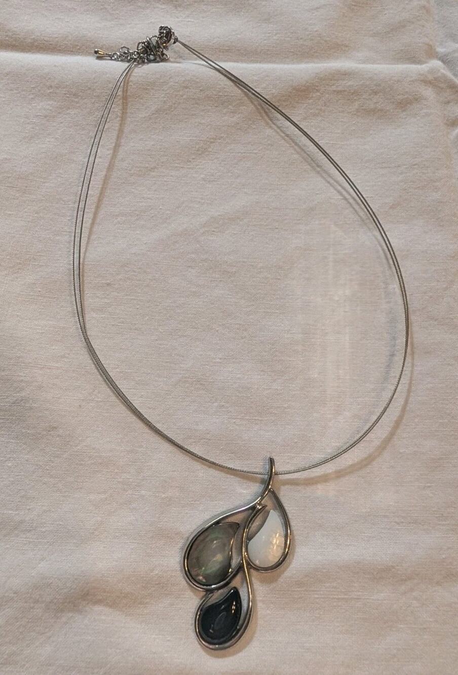 Lia Sophia droplet necklace